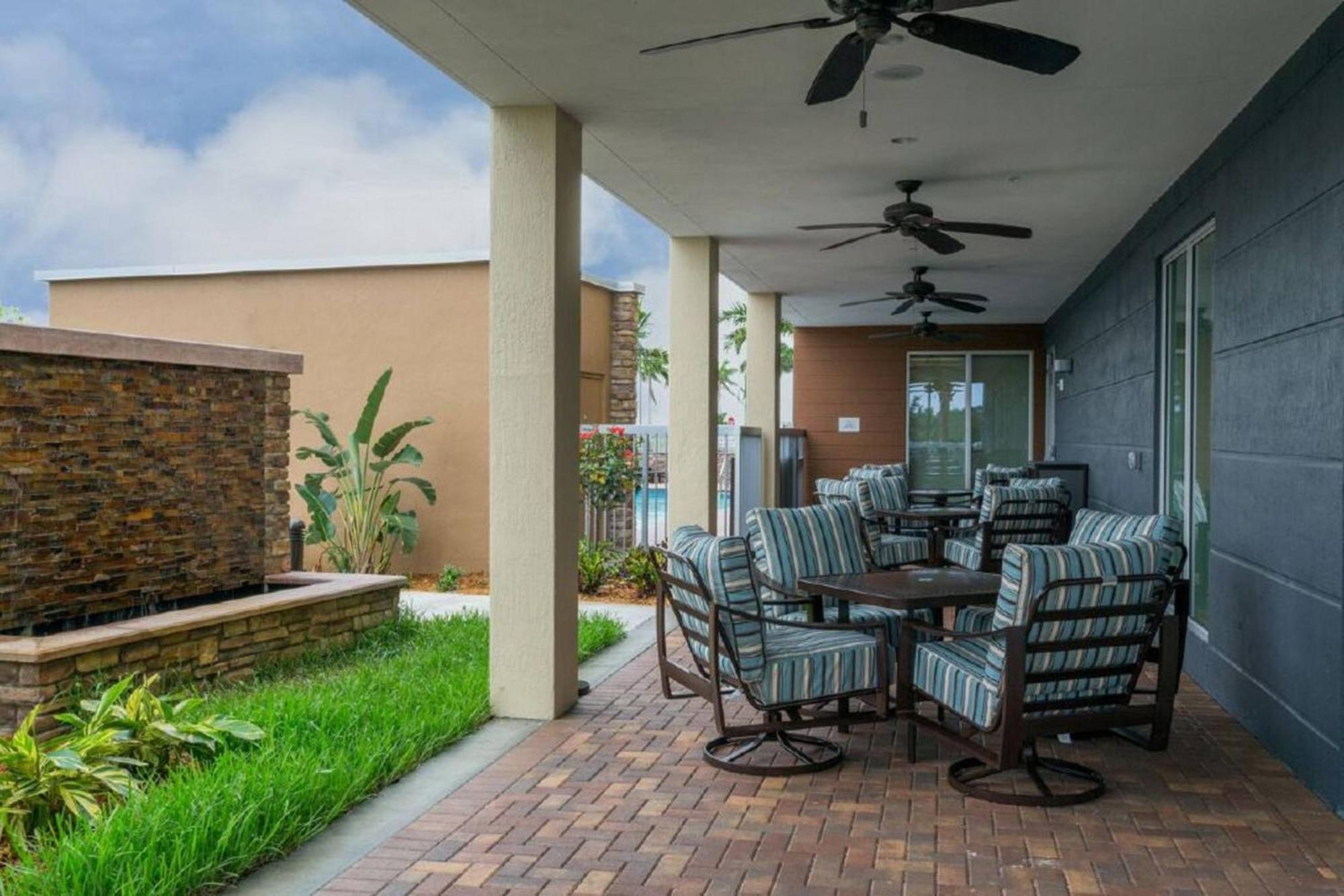 Fairfield Inn & Suites By Marriott Fort Lauderdale Pembroke Pines Eksteriør billede